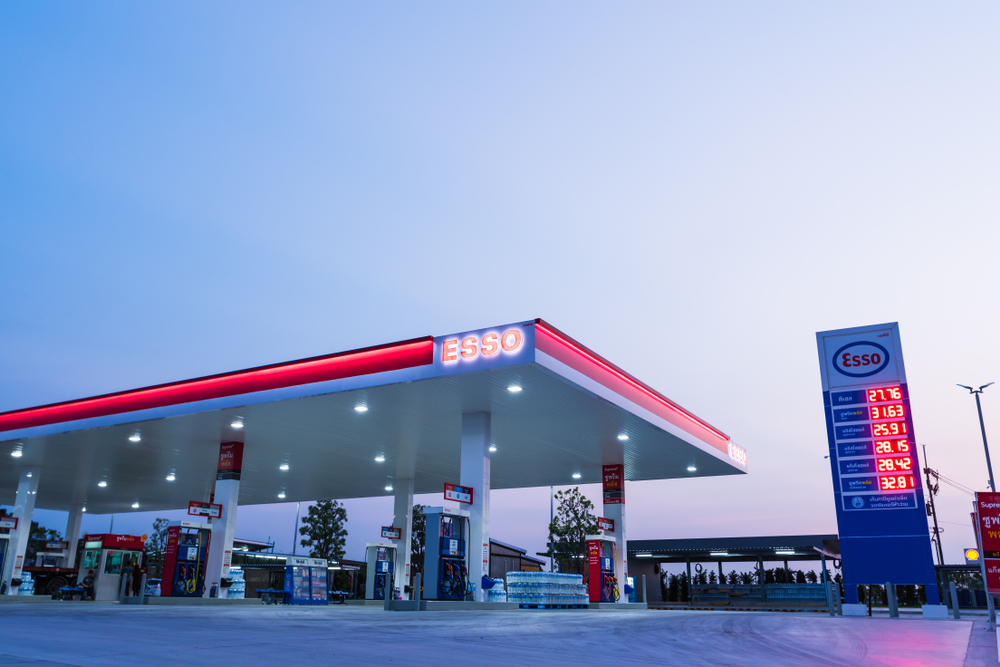 SSO gas station with blue sky background